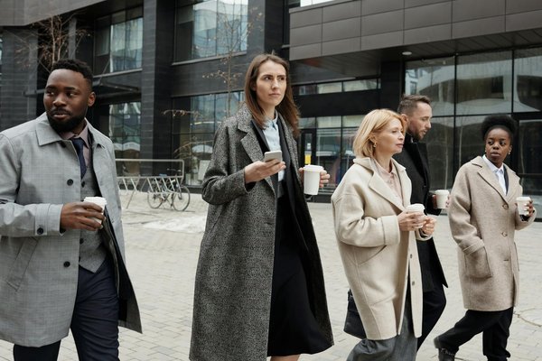 Cos'è il 5G e come sta influenzando le comunicazioni mobili?